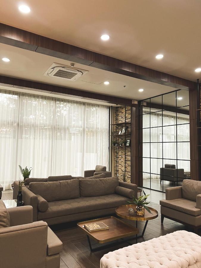 Mi Casa Baguio Exquisuites Багио Экстерьер фото